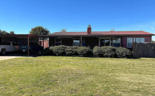 35 Acres, 3/2 Home, Green House, Horse Barn, 3 Stalls, Insulated 2nd Barn, Arena, Fenced/Cross Fenced, 3 Ponds, 2 Wells + City Water