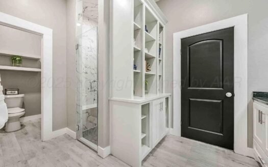 38.55 Picturesque Acres, 4/3 Barndominium, Spring-fed Pond, 2 Wells, Horses Okay